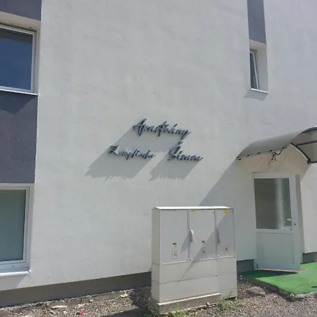 Apartament Zemplinska Sirava Timea *