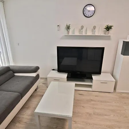 Zemplinska Sirava Timea * Kaluža